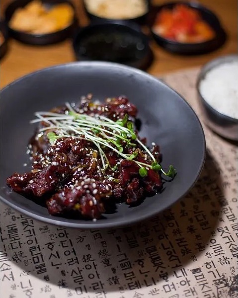 Сокогі Допаб (소고기덮밥)