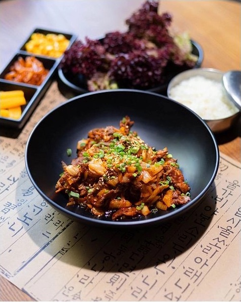 Сокогі Кімчі Покким (소고기김치볶음)